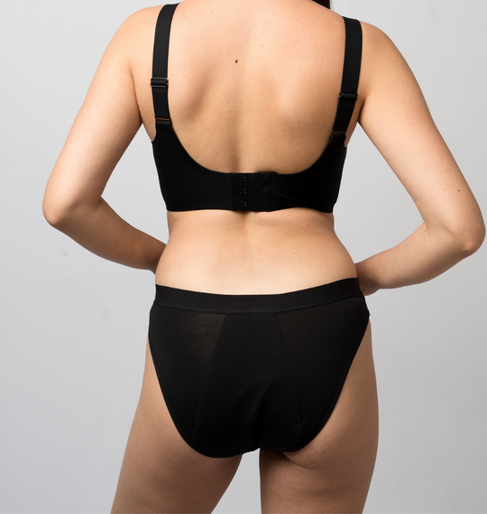 ClipGuard Slip – One-Snap Leakproof Liner