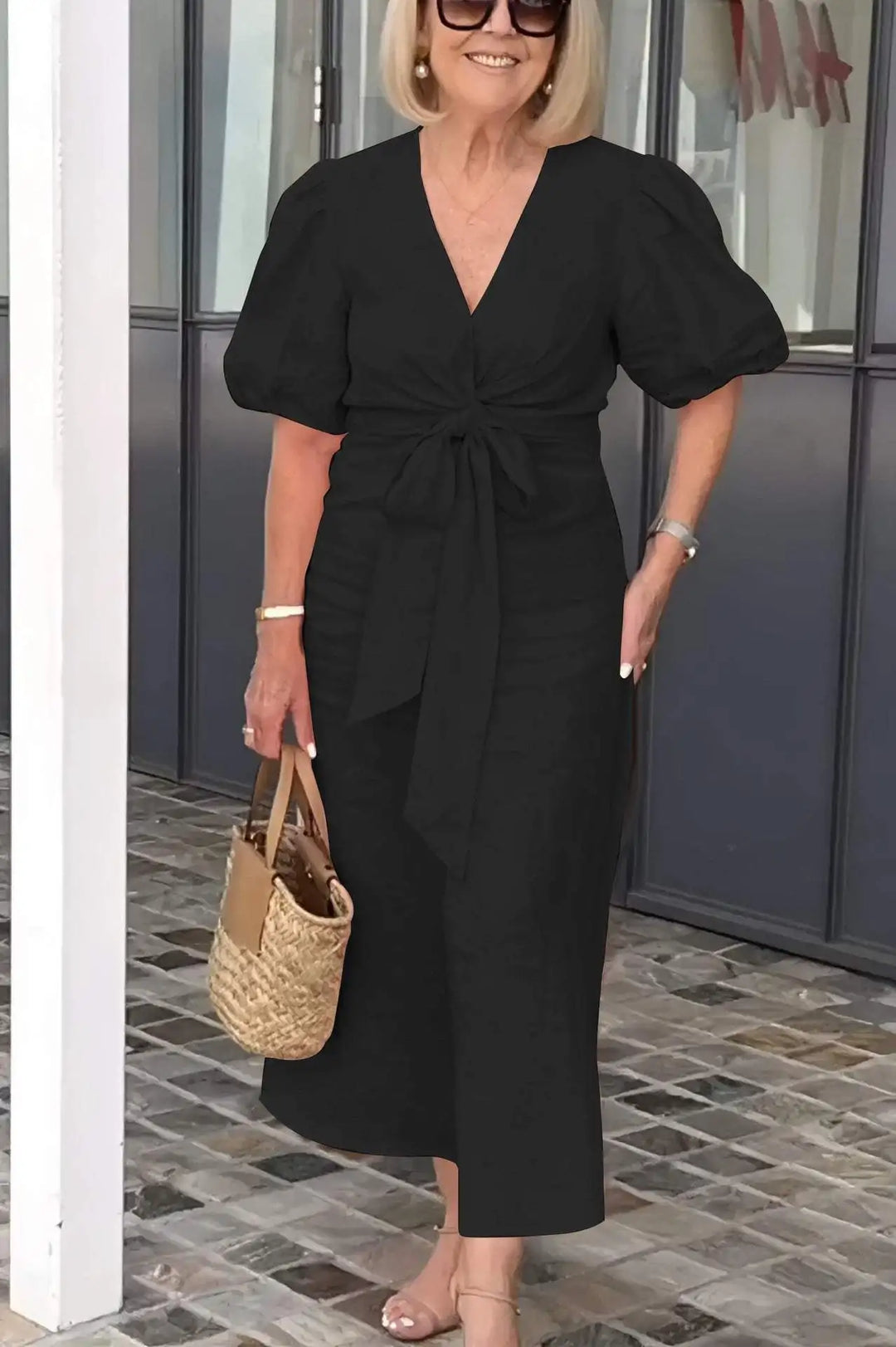 LISSA - V-NECK DRESS