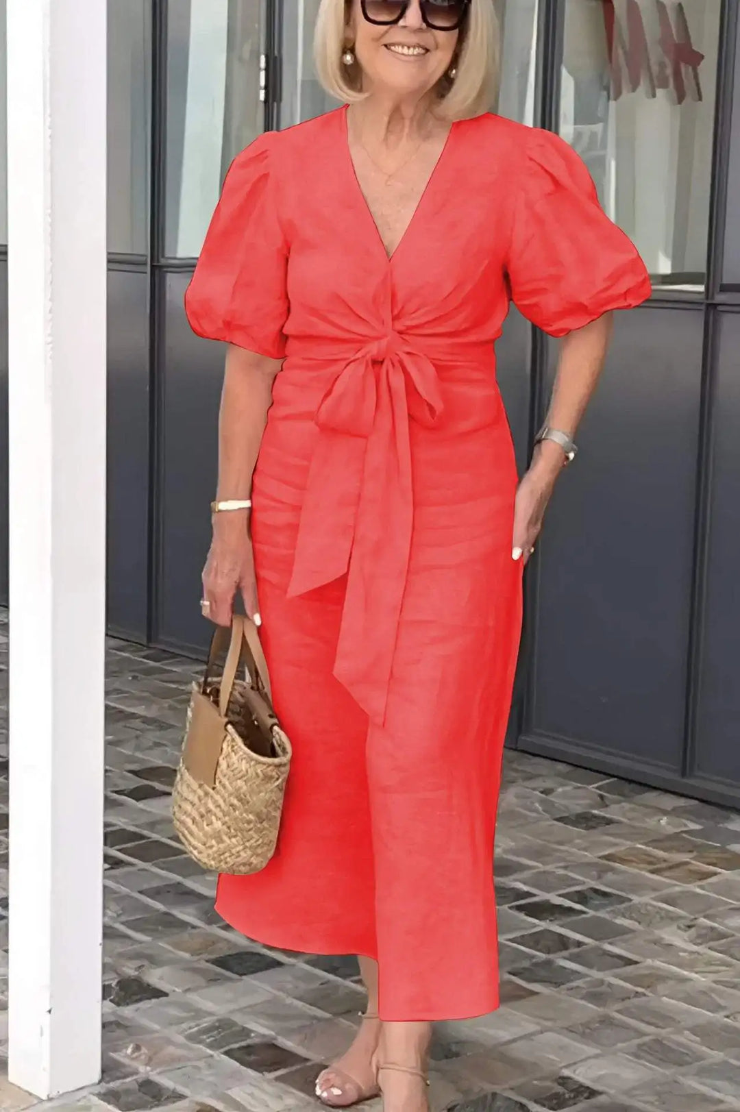 LISSA - V-NECK DRESS